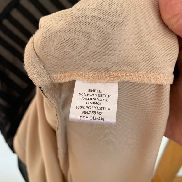 London Times fine mesh nude and black faux cross striped sleeveless cocktail dre - Picture 8 of 8